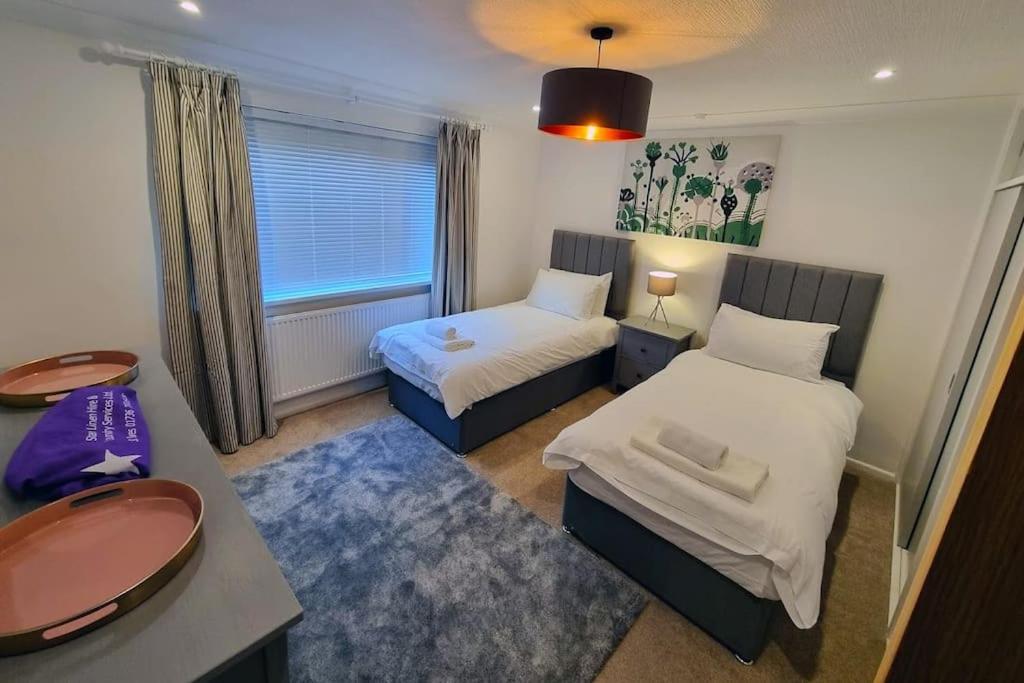 Apartment Spacious With Panoramic Sea View, Free Parking Ev & Large Garden *