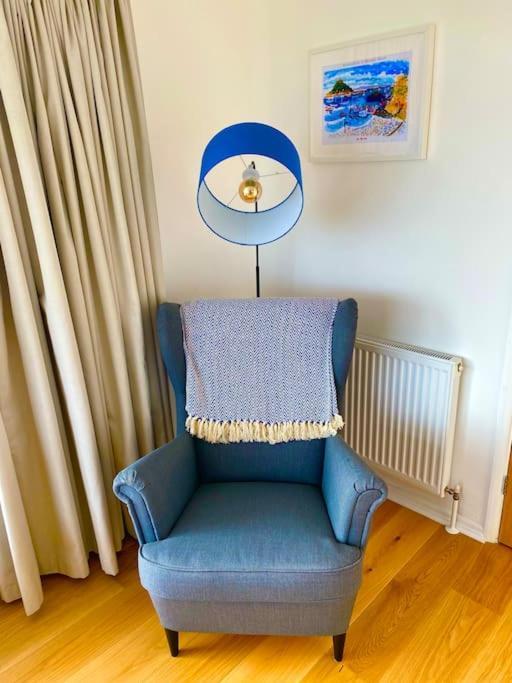 Spacious With Panoramic Sea View, Free Parking Ev & Large Garden Mousehole