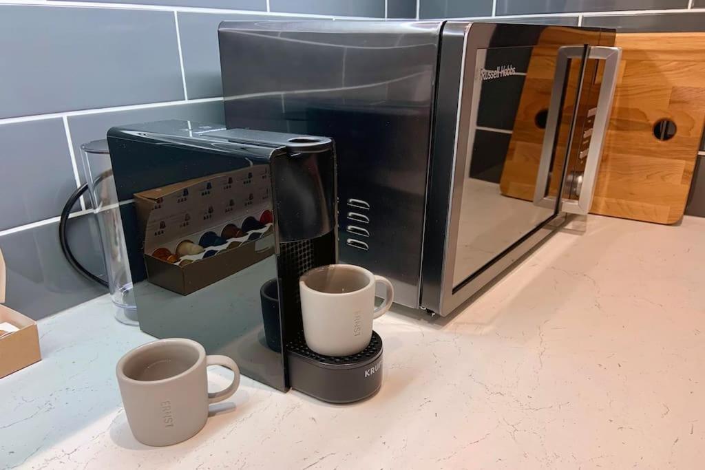 Apartment Spacious With Panoramic Sea View, Free Parking Ev & Large Garden *